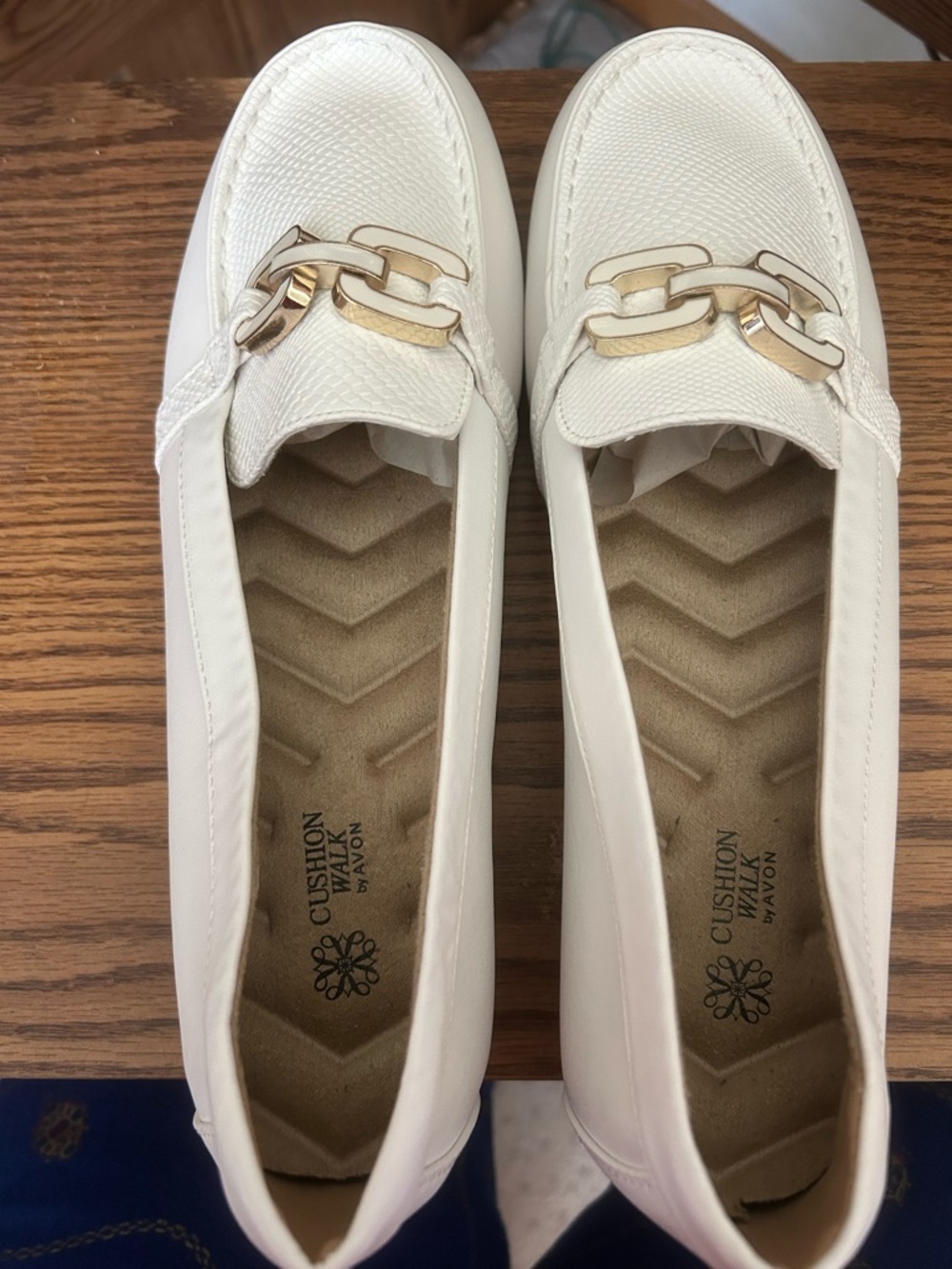 Women's White Slip-On Loafers with Gold Accent. Cushion walk for comfort. Sz 11